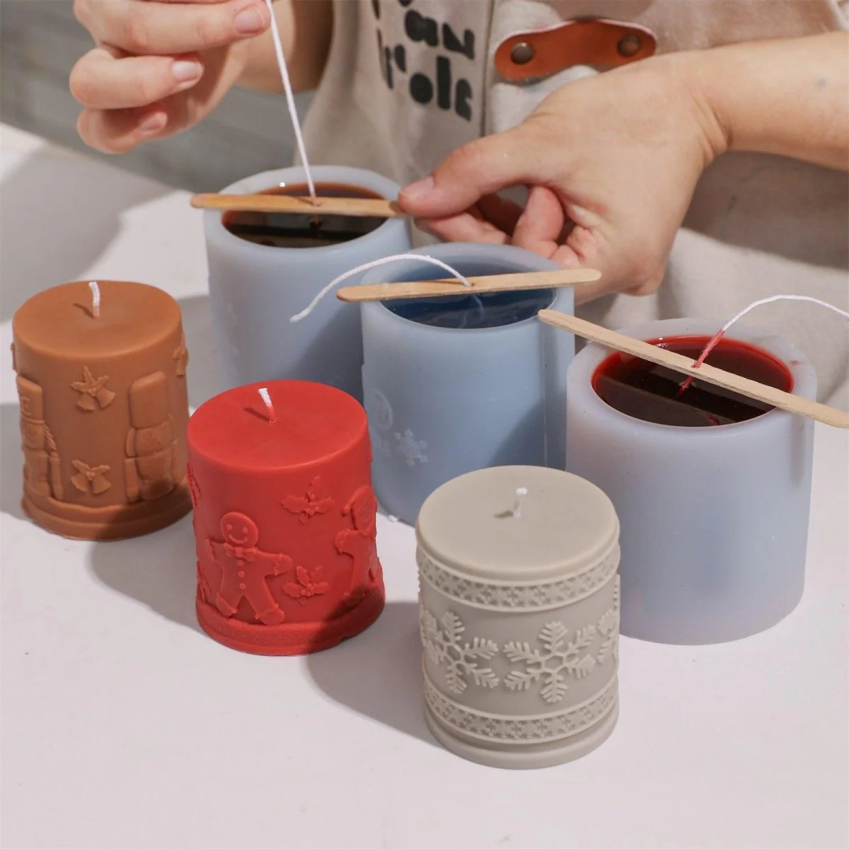 Christmas Reverie  Pillar Candle Mold Set - Image 4