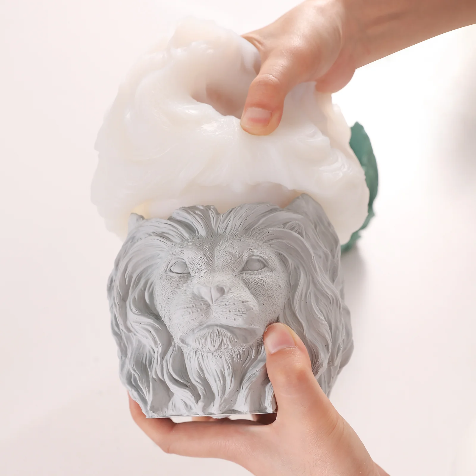 Lion Head Concrete Planter& Vase Pot Silicone Mold - Image 3