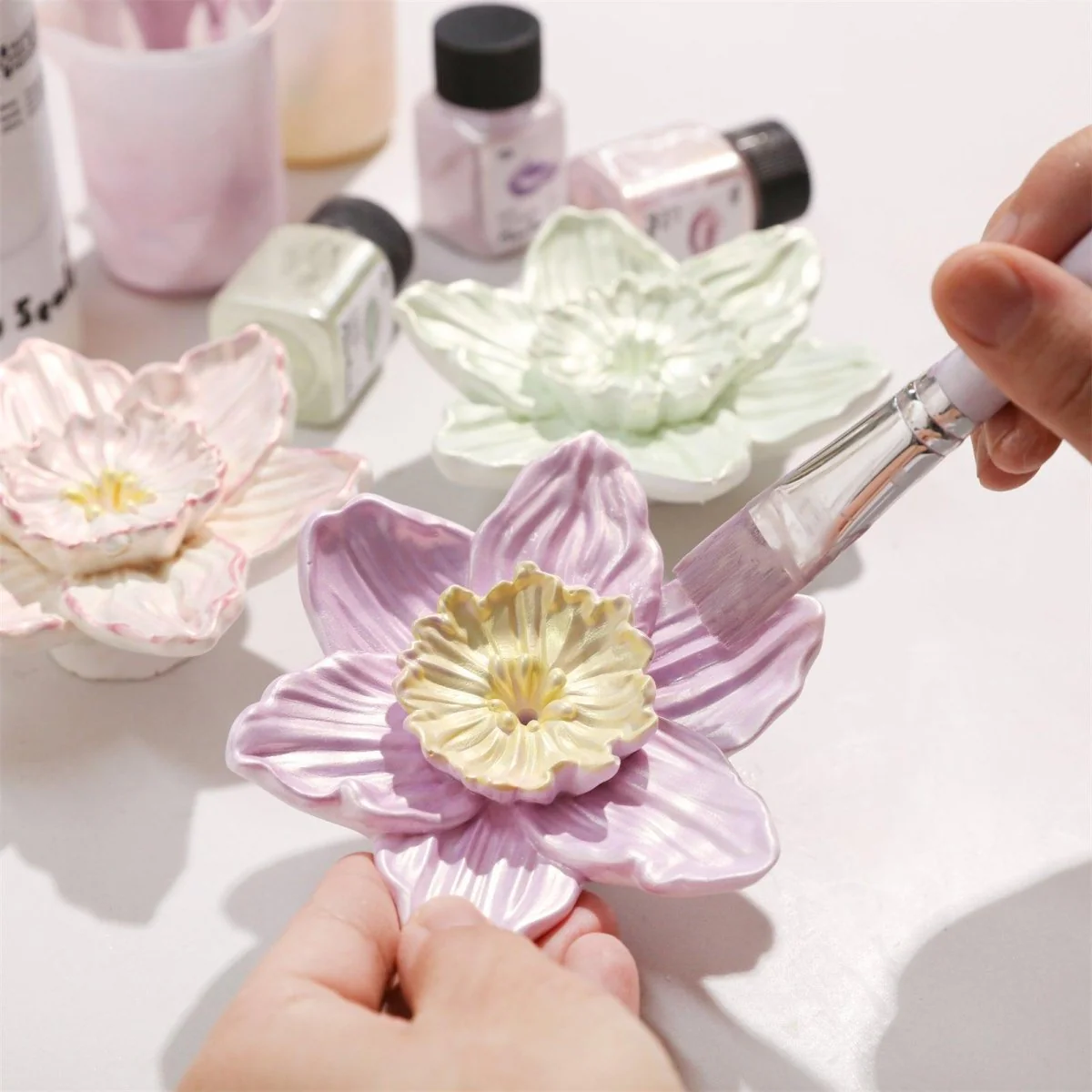 Blooming Daffodil Incense Holder Silicone Mold & Glitter Gloss Kit - Image 3