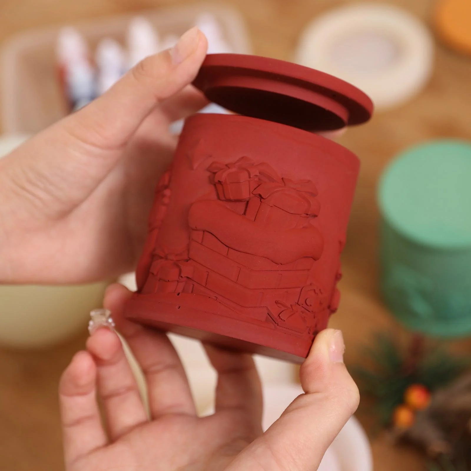 6.5oz Christmas Themed Candle Jar with Lid Silicone Mould - Image 6