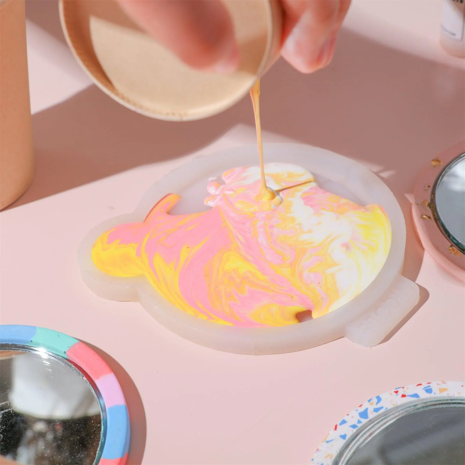 Boowannite Aqua Resin Crafts Making Kit with Mirror Silicone Mold - Image 4