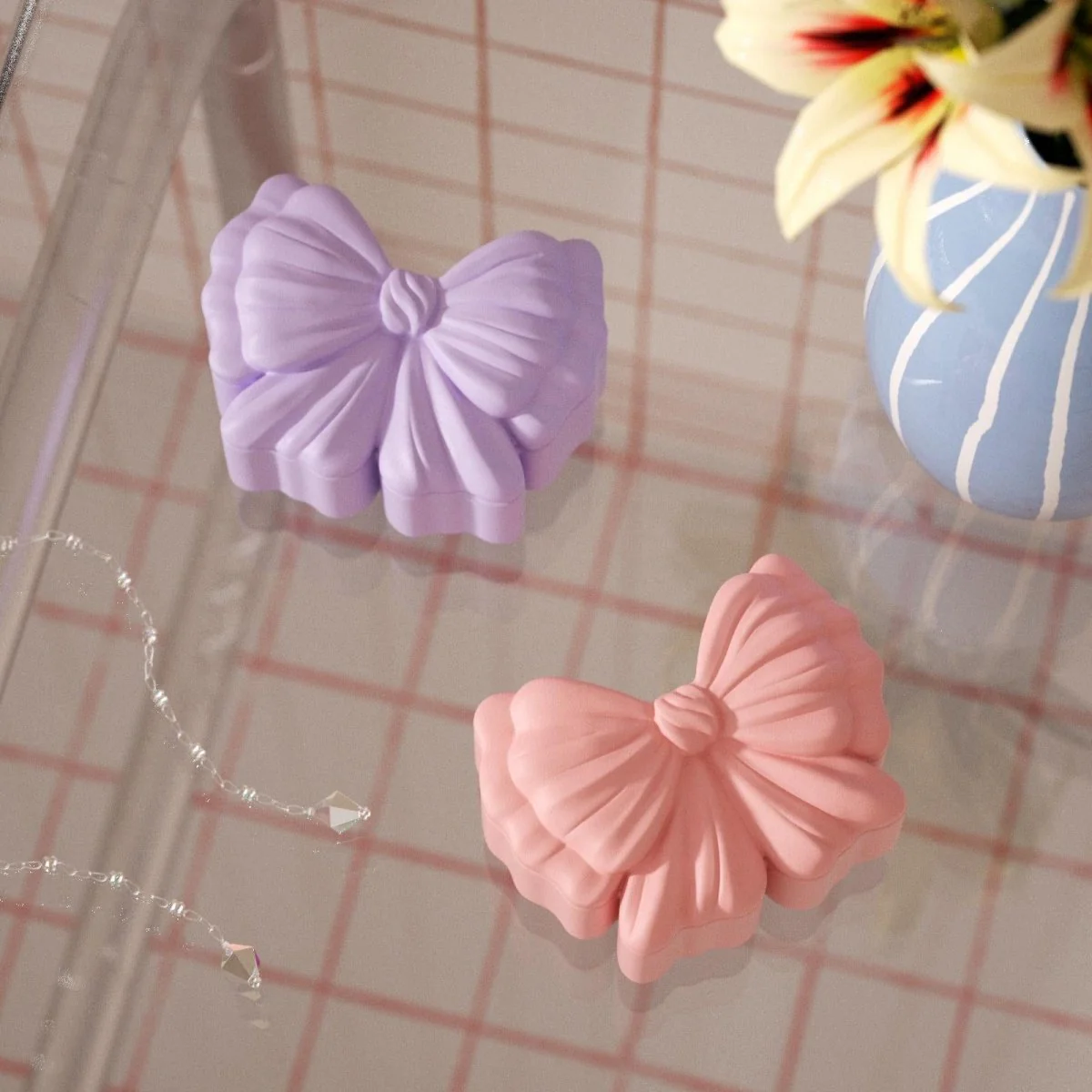 Small Puffy Bow Storage Box Silicone Mold - Image 4