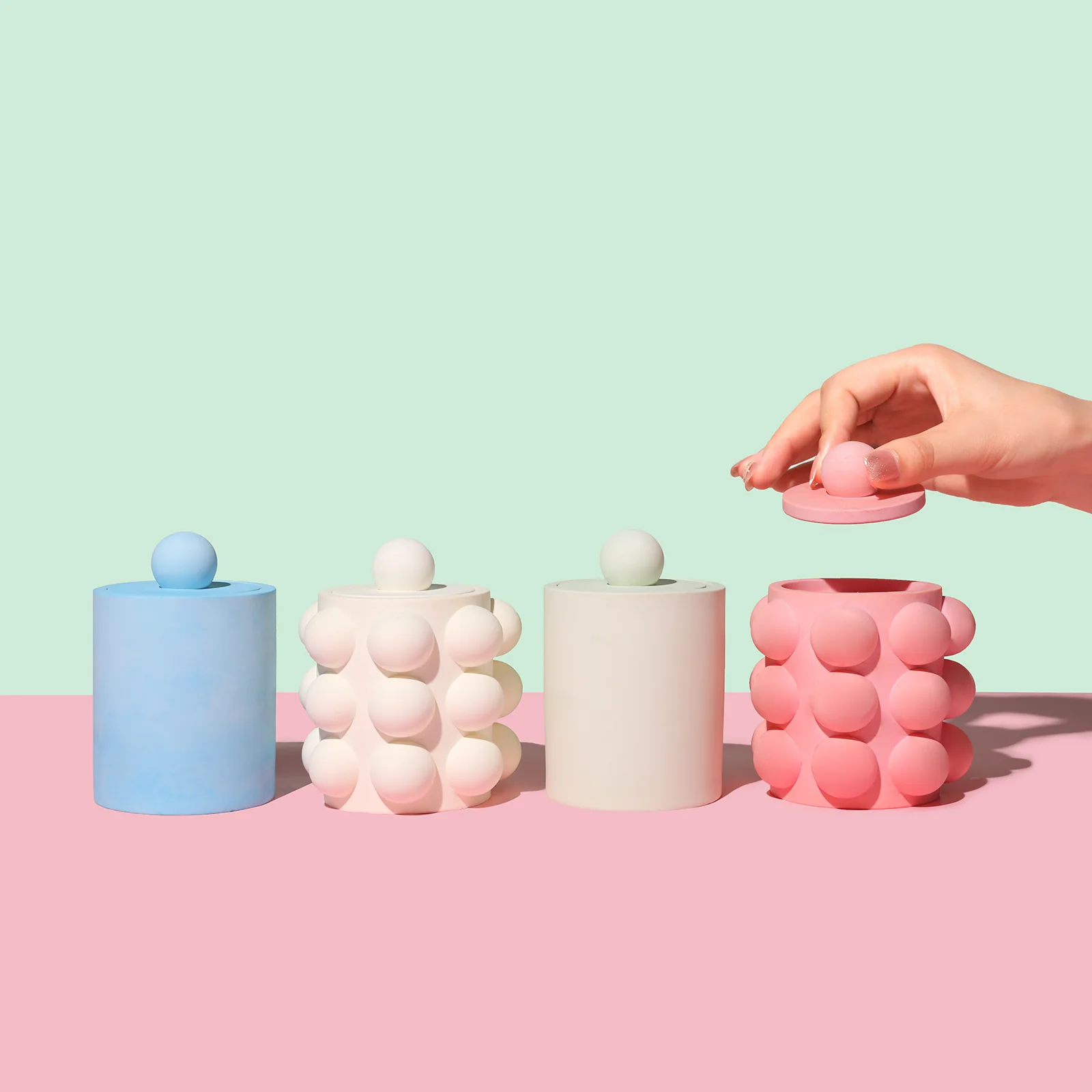 Bubble Concrete Candle Vessel with Lid Silicone Moulds - Image 3