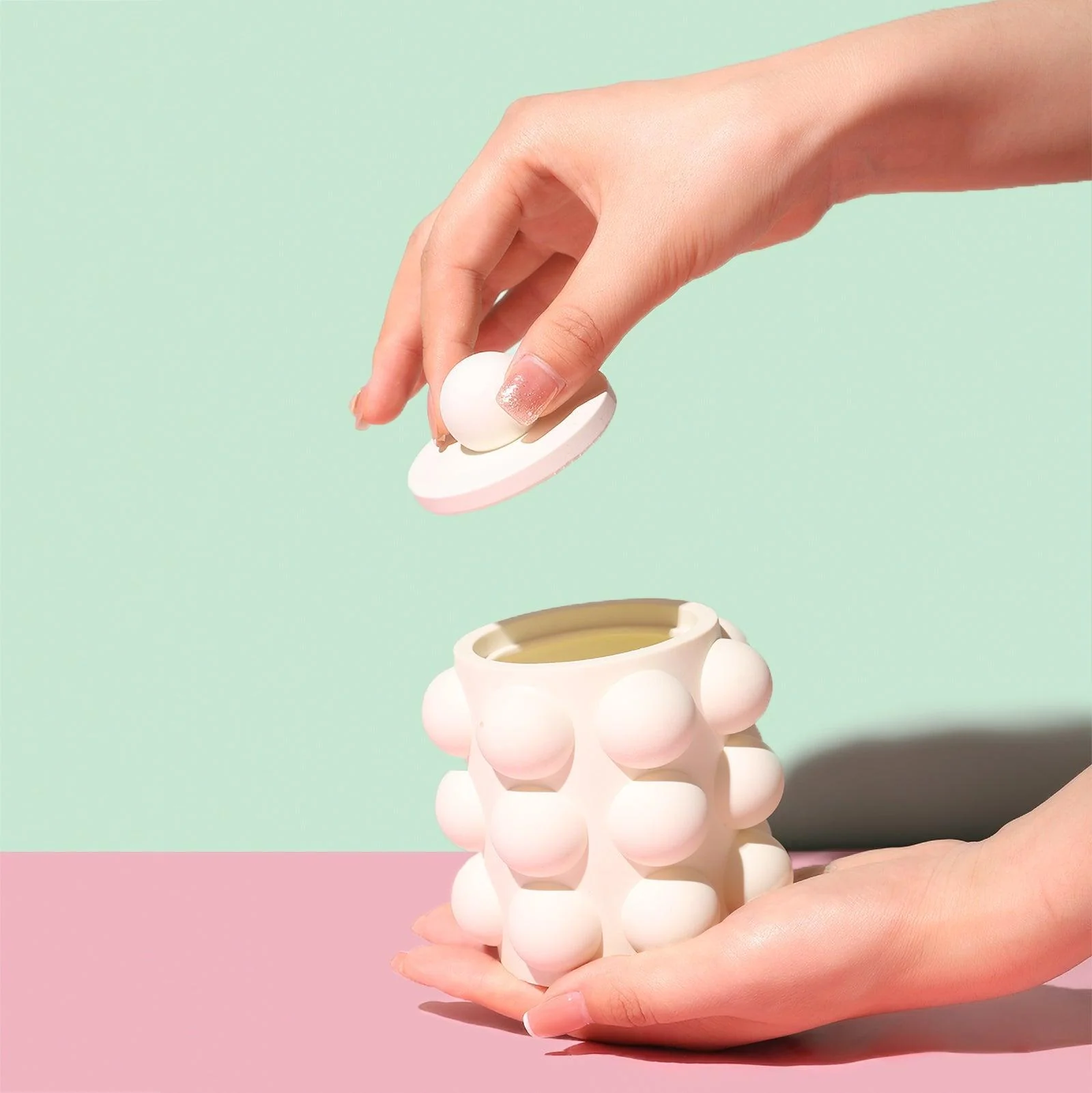 Bubble Concrete Candle Vessel with Lid Silicone Moulds - Image 5