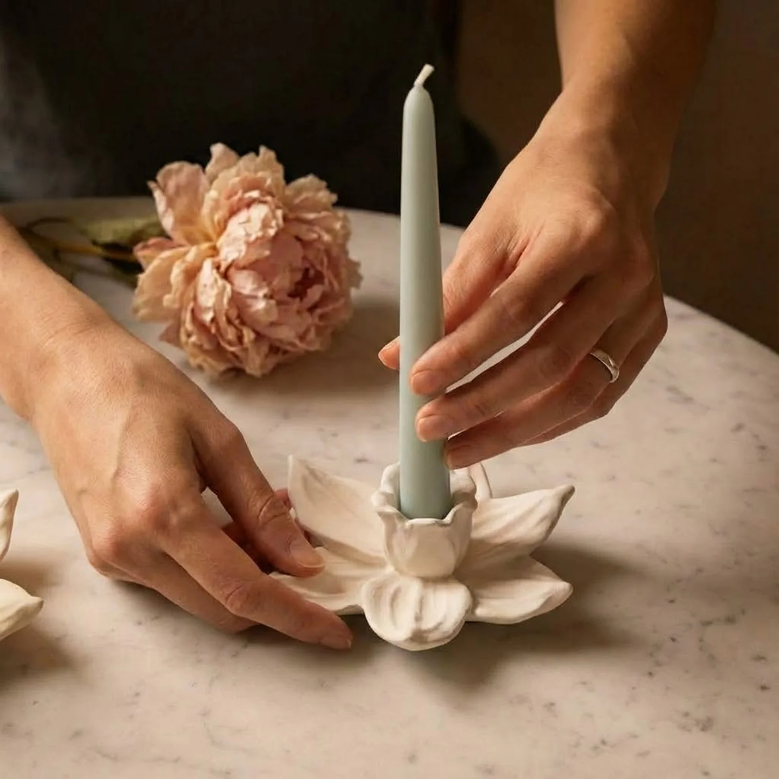 Graceful Daffodil Candle Holder Silicone Mold - Image 3