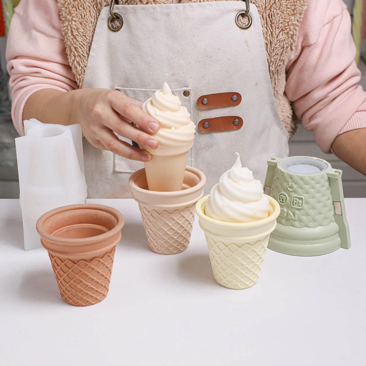 Sweet Swirl Ice Cream Candle Jar & Candle Refill Silicone Mold - Image 5