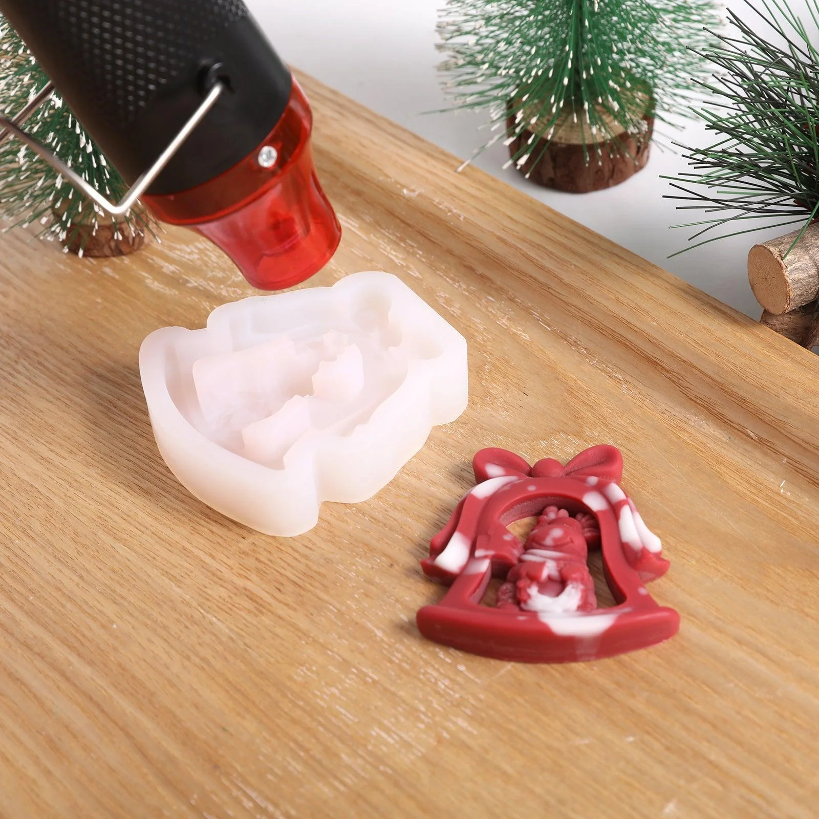 Jingle Bell Bambi Candle Jar Decoration Silicone Mold - Image 2