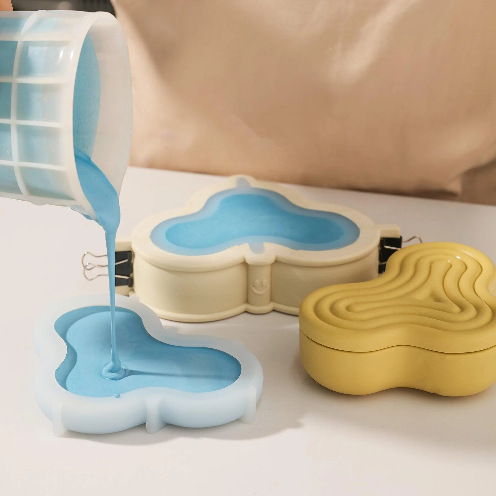 Wriggle Storage Box Silicone Mold - Image 2