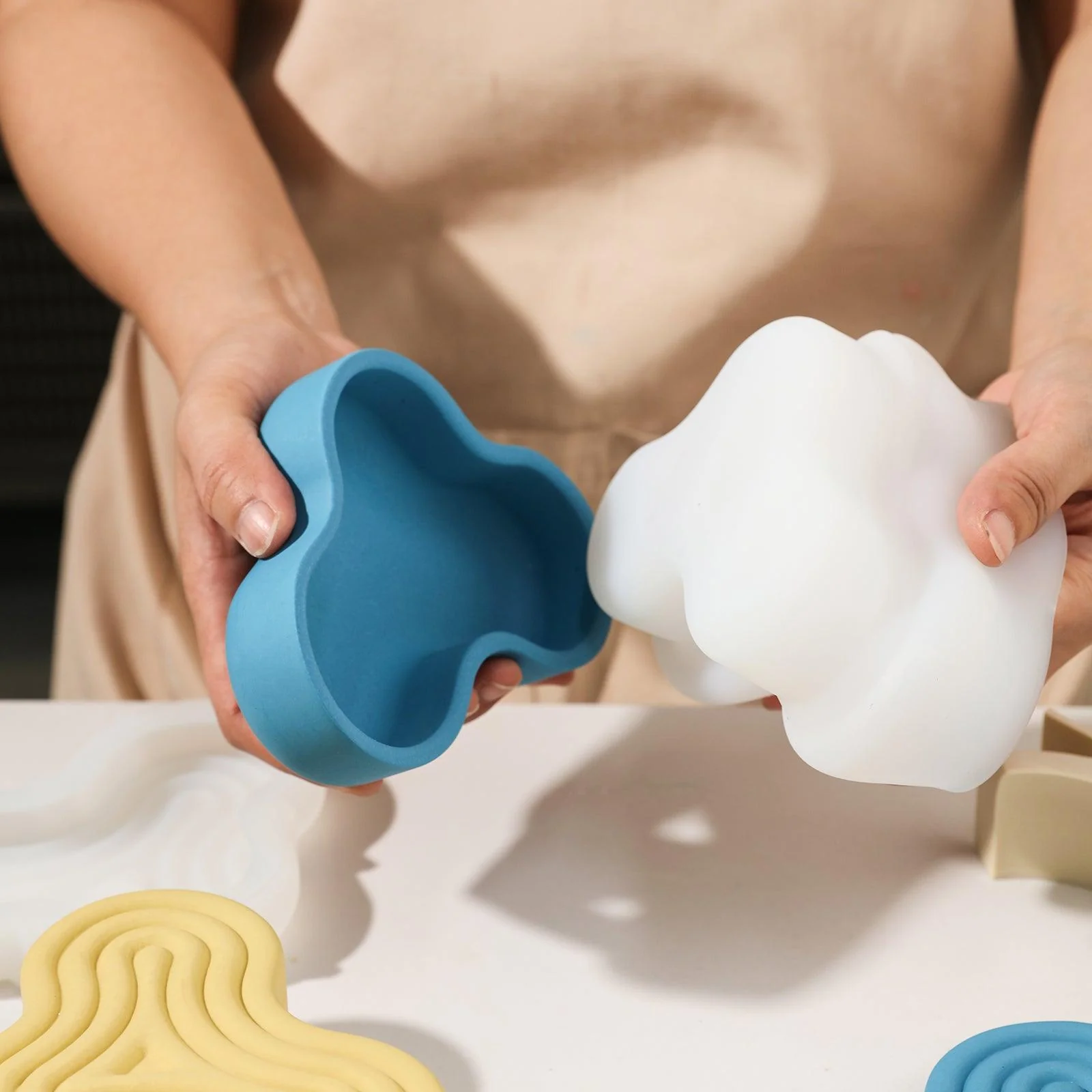 Wriggle Storage Box Silicone Mold - Image 3