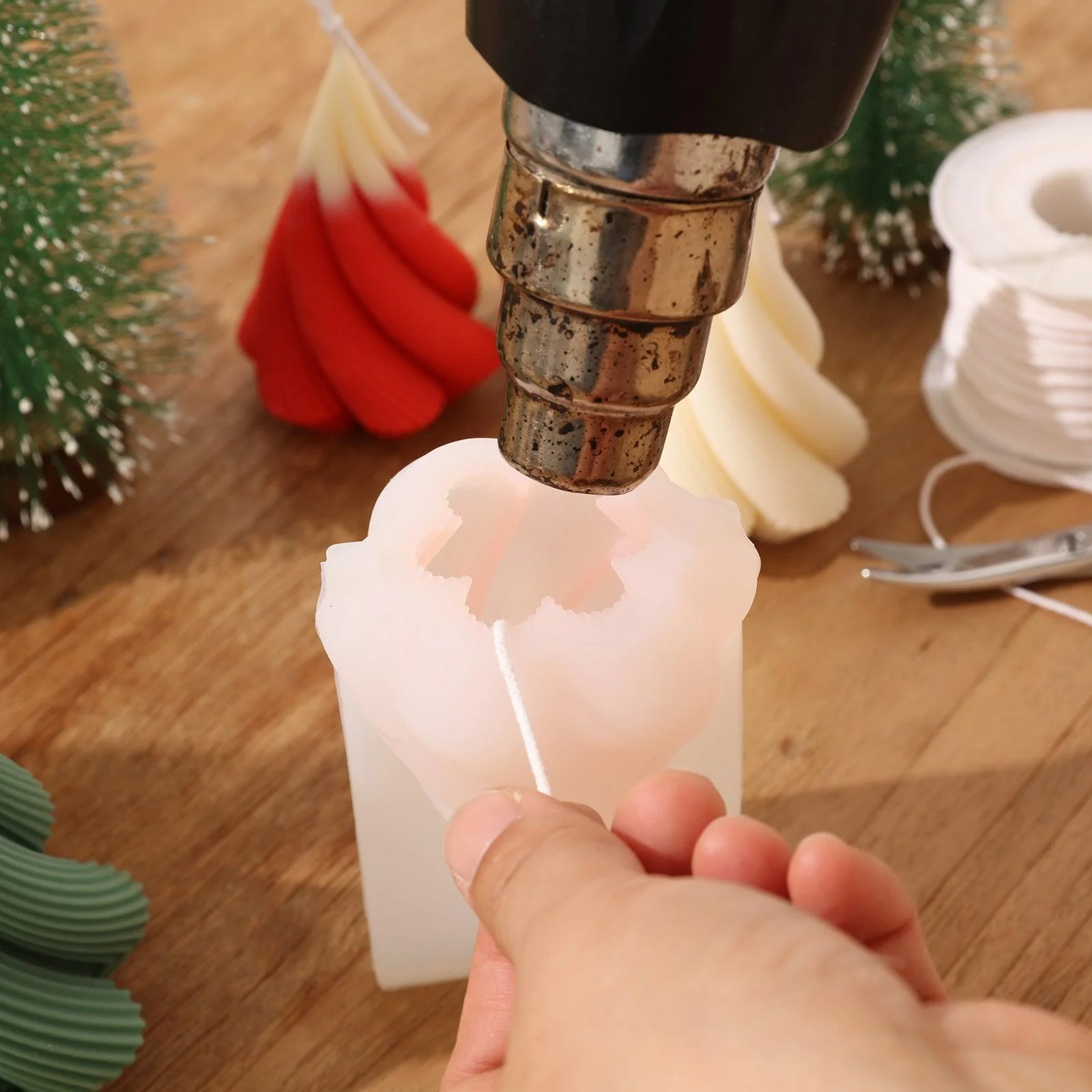 Spiral Christmas Tree Candle Silicone Mold - Image 2