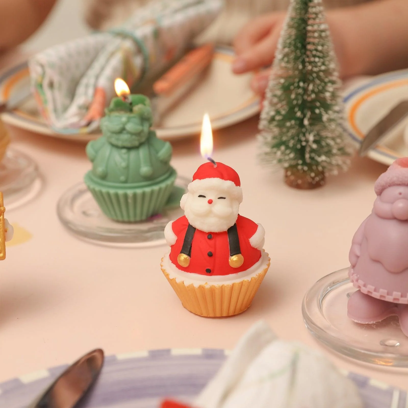 Santa Claus Cupcake Candle Silicone Mold - Image 5