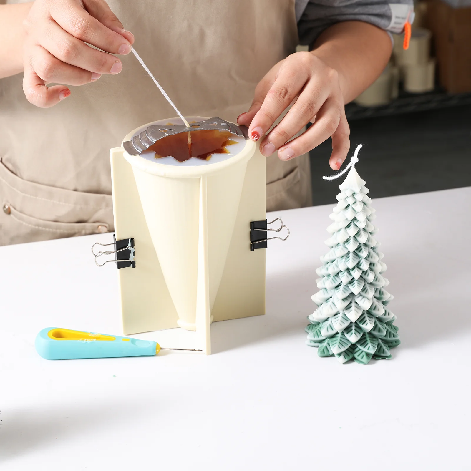 6'' Chritsmas Pine Tree Candle Silicone Mold - Image 3