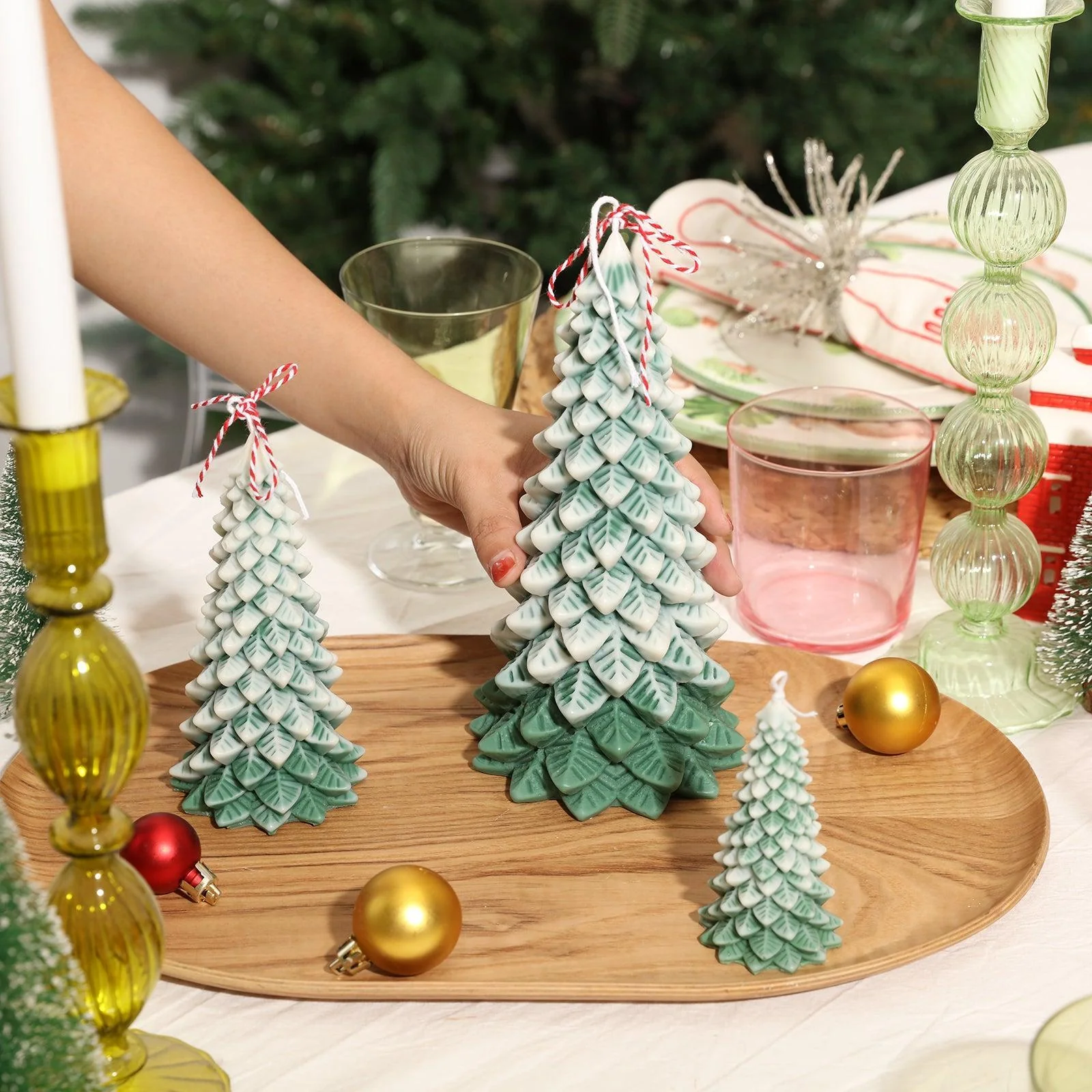 8.5'' Christmas Pine Tree Candle Silicone Mold - Image 4