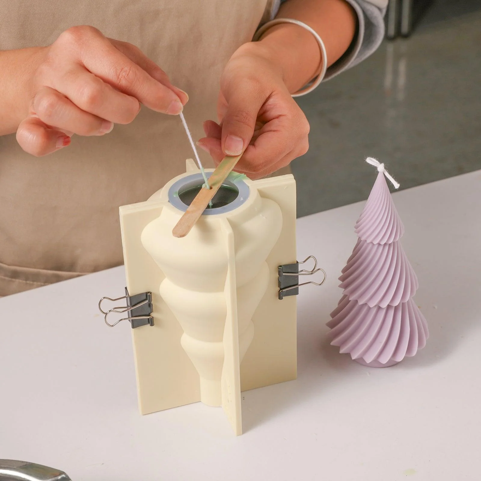 6'' Evergreen Christmas Tree Candle Silicone Mold - Image 3