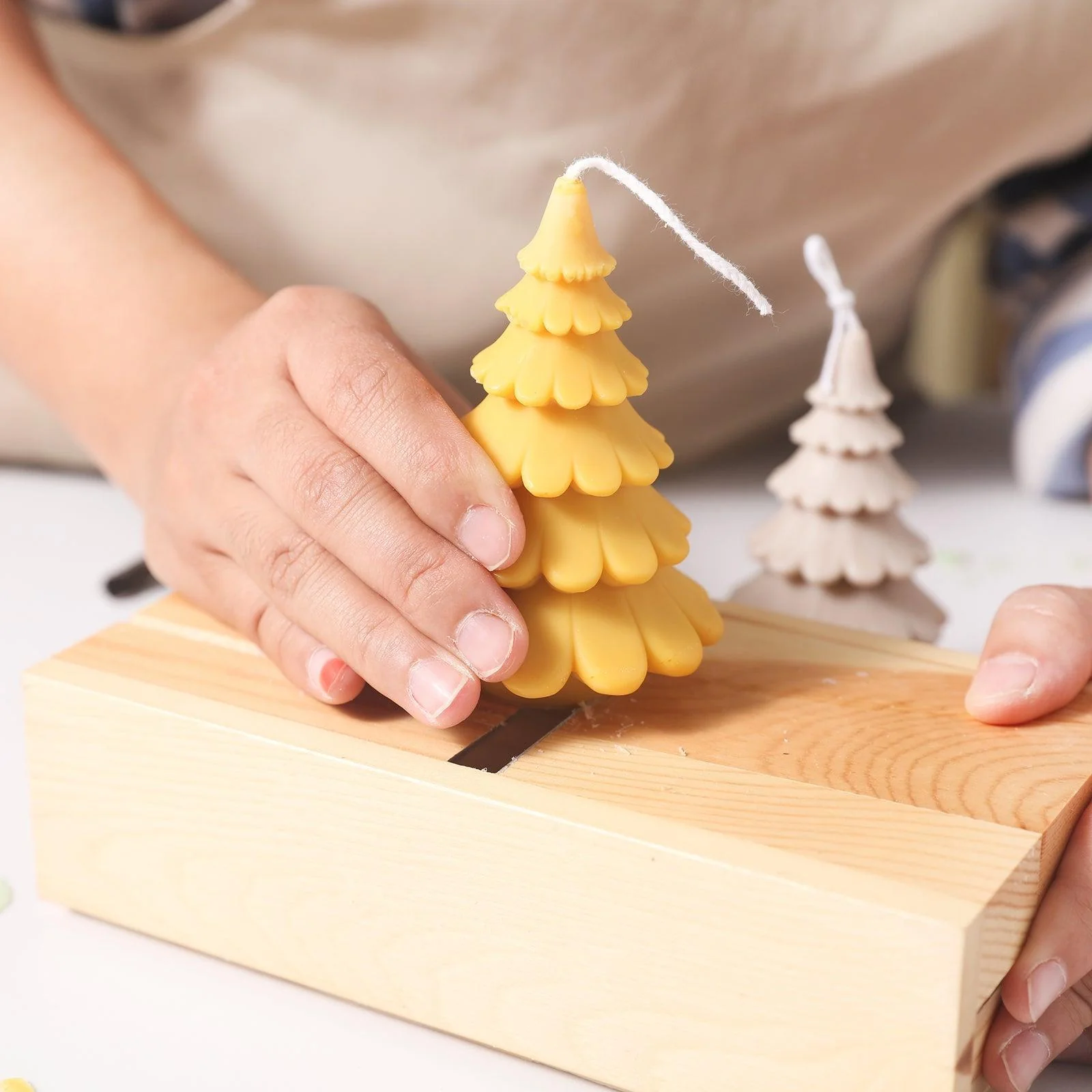 Layered Christmas Tree Candle Silicone Mold - Image 3