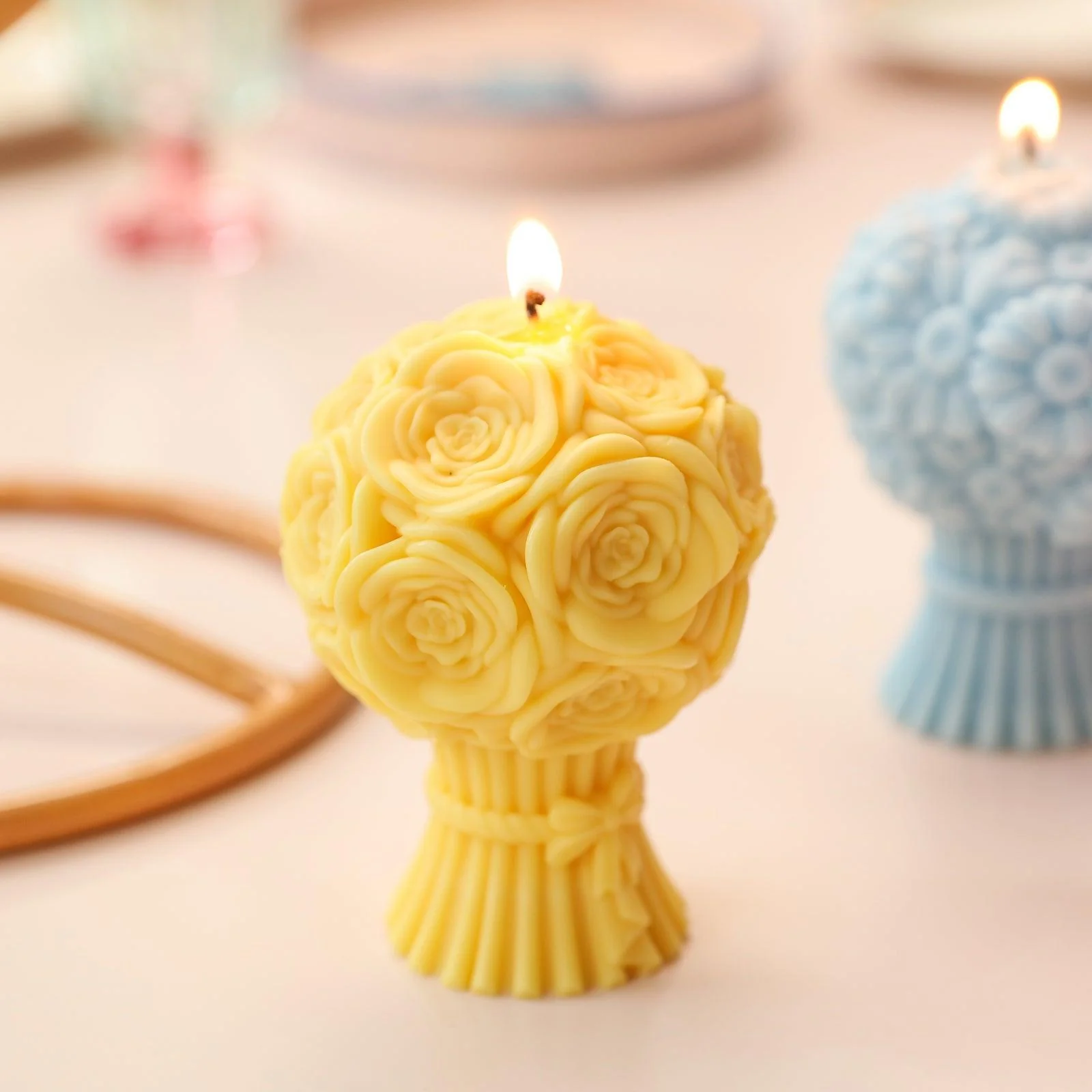 Rose Bouquet Flourishing Candle Silicone Mold - Image 5