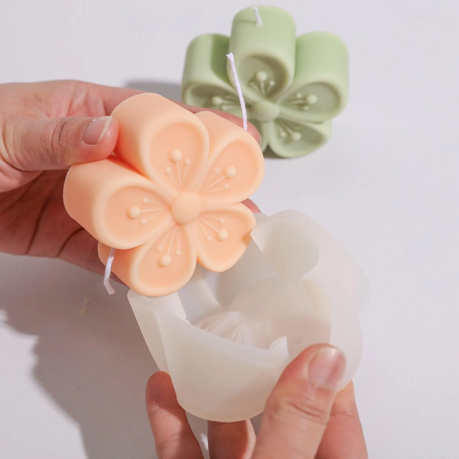 Peach Blossom Harmony Candle Silicone Mold - Image 3