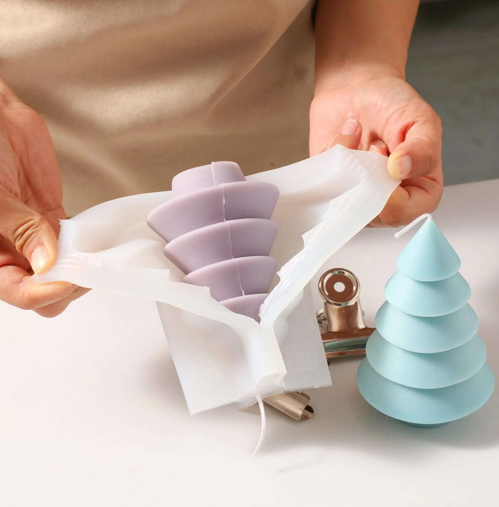 Glowing Christmas Tree Candle Silicone Mold - Ⅱ - Image 3