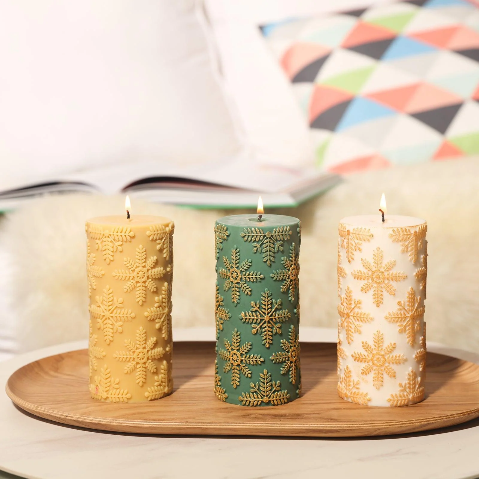 Long Snowflake Pattern Pillar Candle Silicone Mold - Image 4