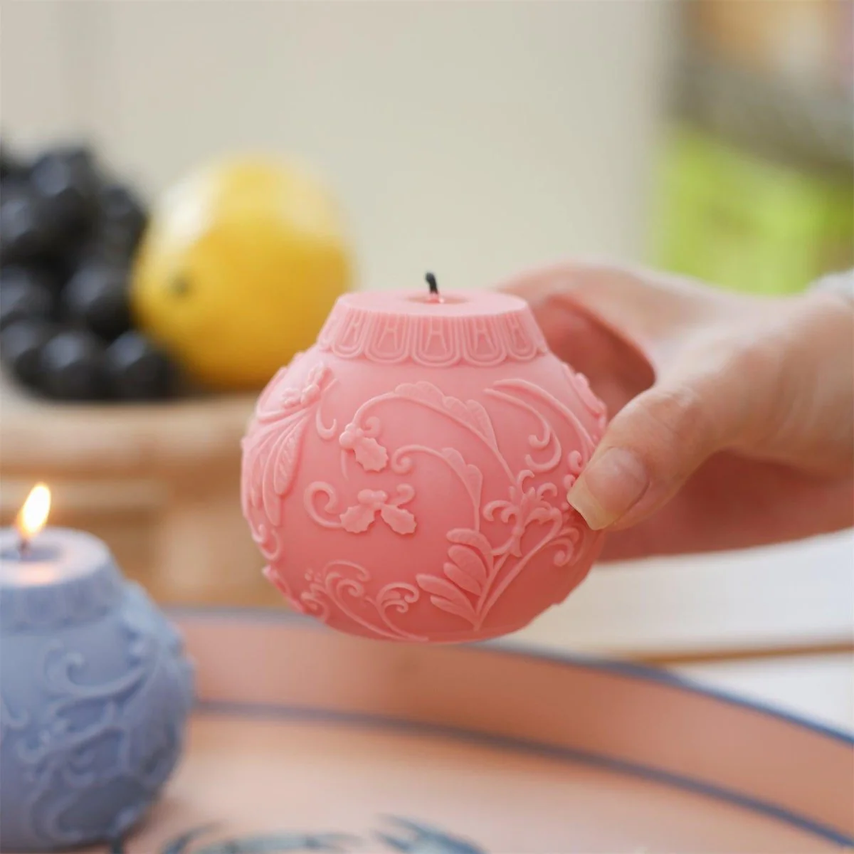 Christmas Mistletoe Bauble Light Candle Silicone Mold - Image 8