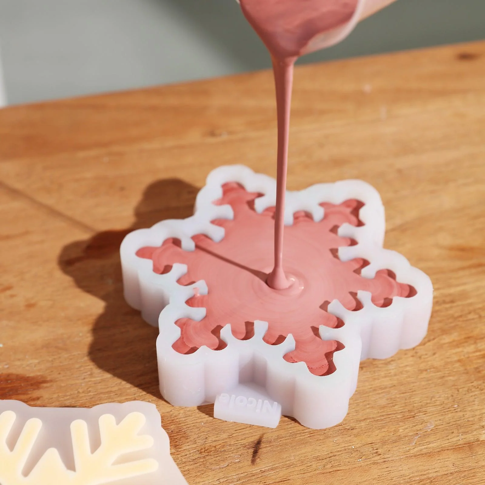 Christmas Snowflake Tealight Candle Holder Silicone Mold - Image 3