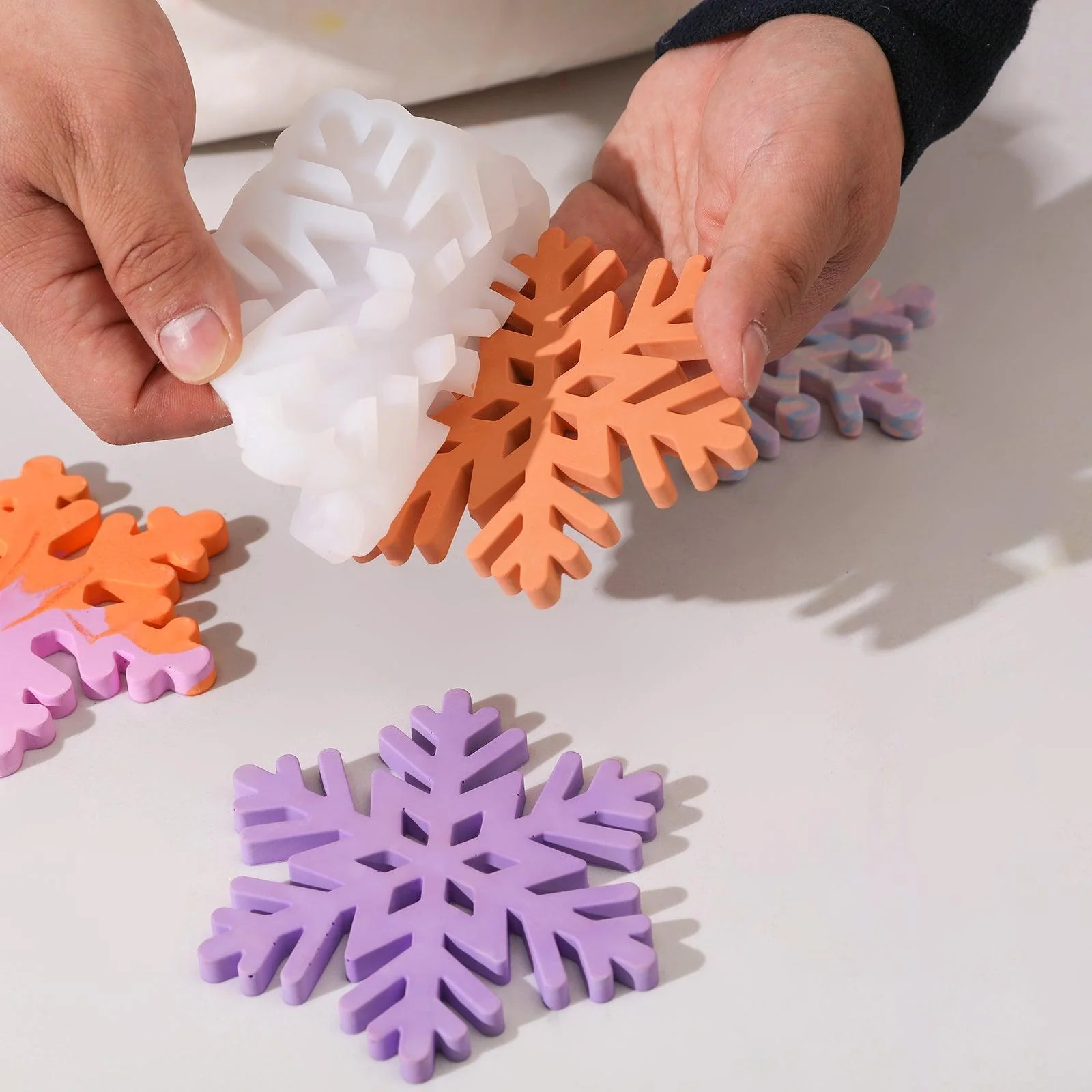 Christmas Snowflakes Shape Coaster Silicone Mold - Image 3