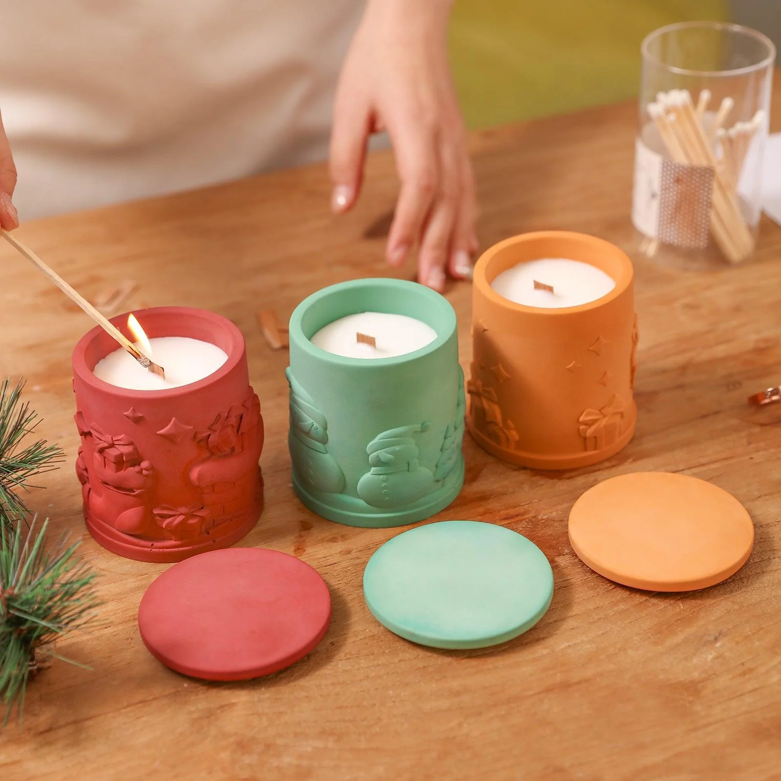 Christmas Themed Candle Jar with Lid Silicone Mould - Image 12