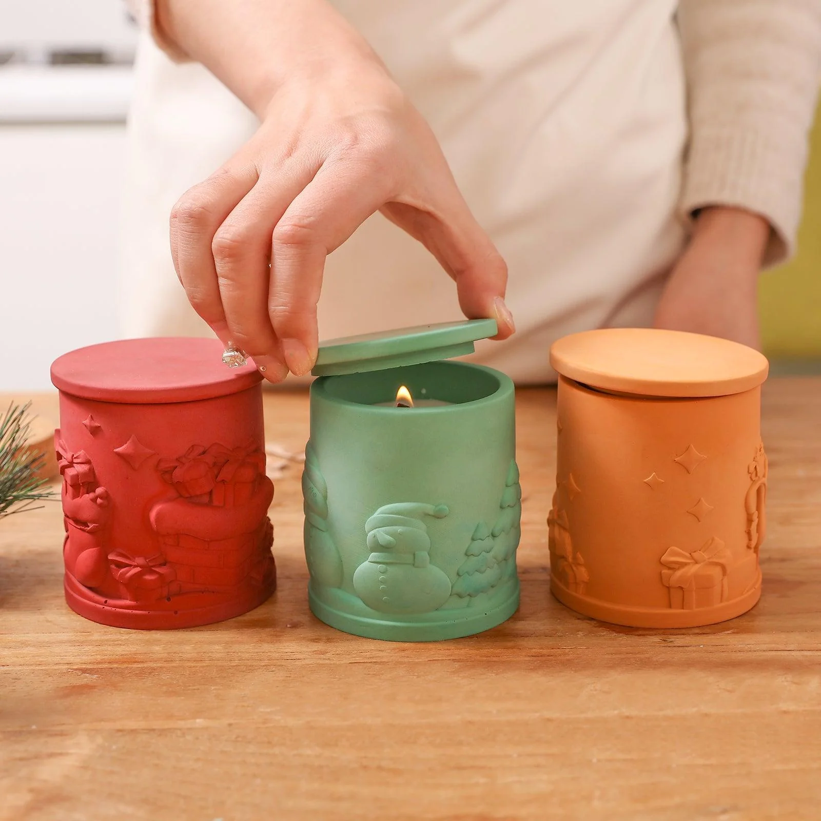 6.5oz Christmas Themed Candle Jar with Lid Silicone Mould - Image 12