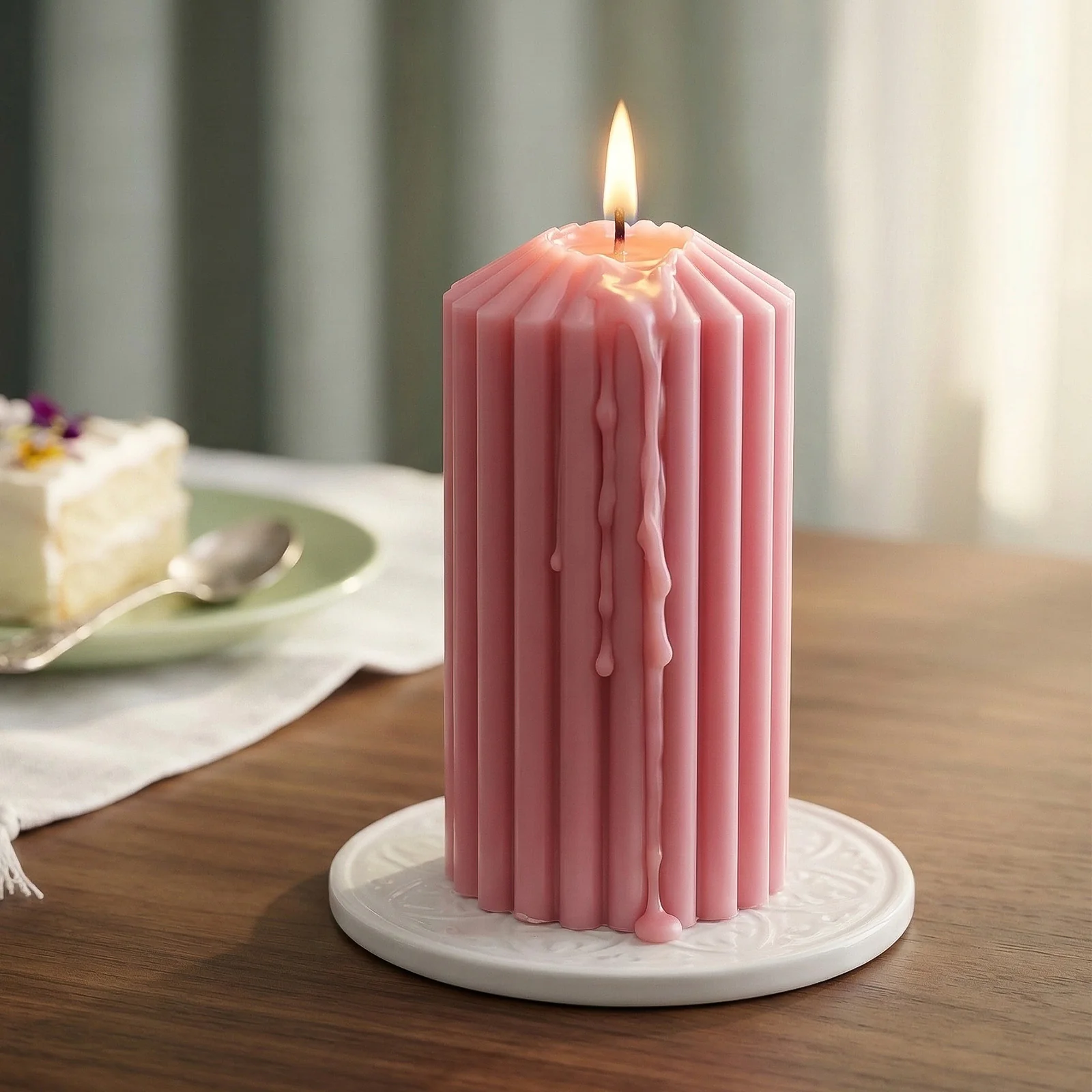 Classic Fluted Acrylic Pillar Candle Mold - Image 3