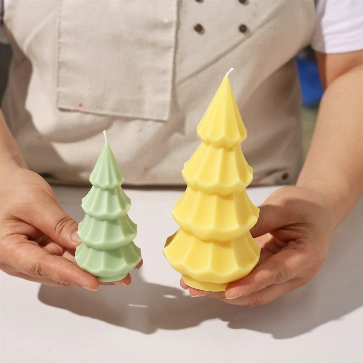 Creamy Christmas Tree Candle Silicone Mold - Image 3