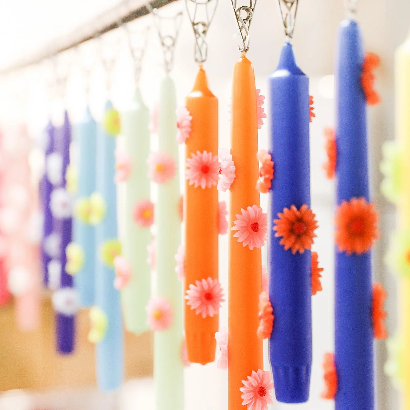 BLOSSOM Taper Candle Daisy Delight - Set of 2 - Sunset Orange & Deep Blue-Long Version - Image 5