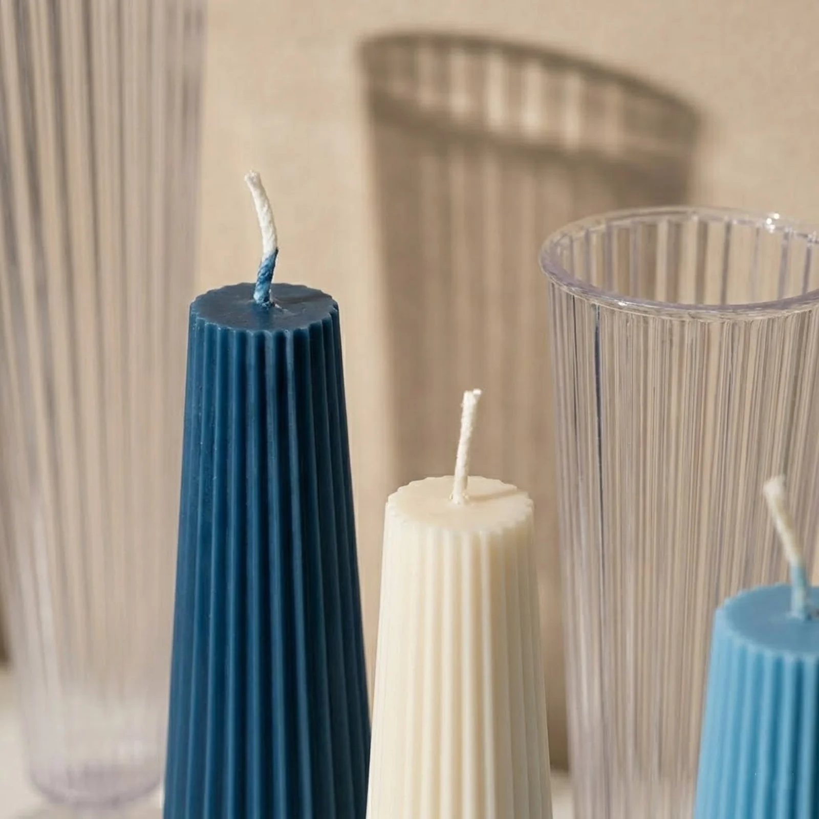 Fluted Spire Acrylic Candle Mold - Image 3