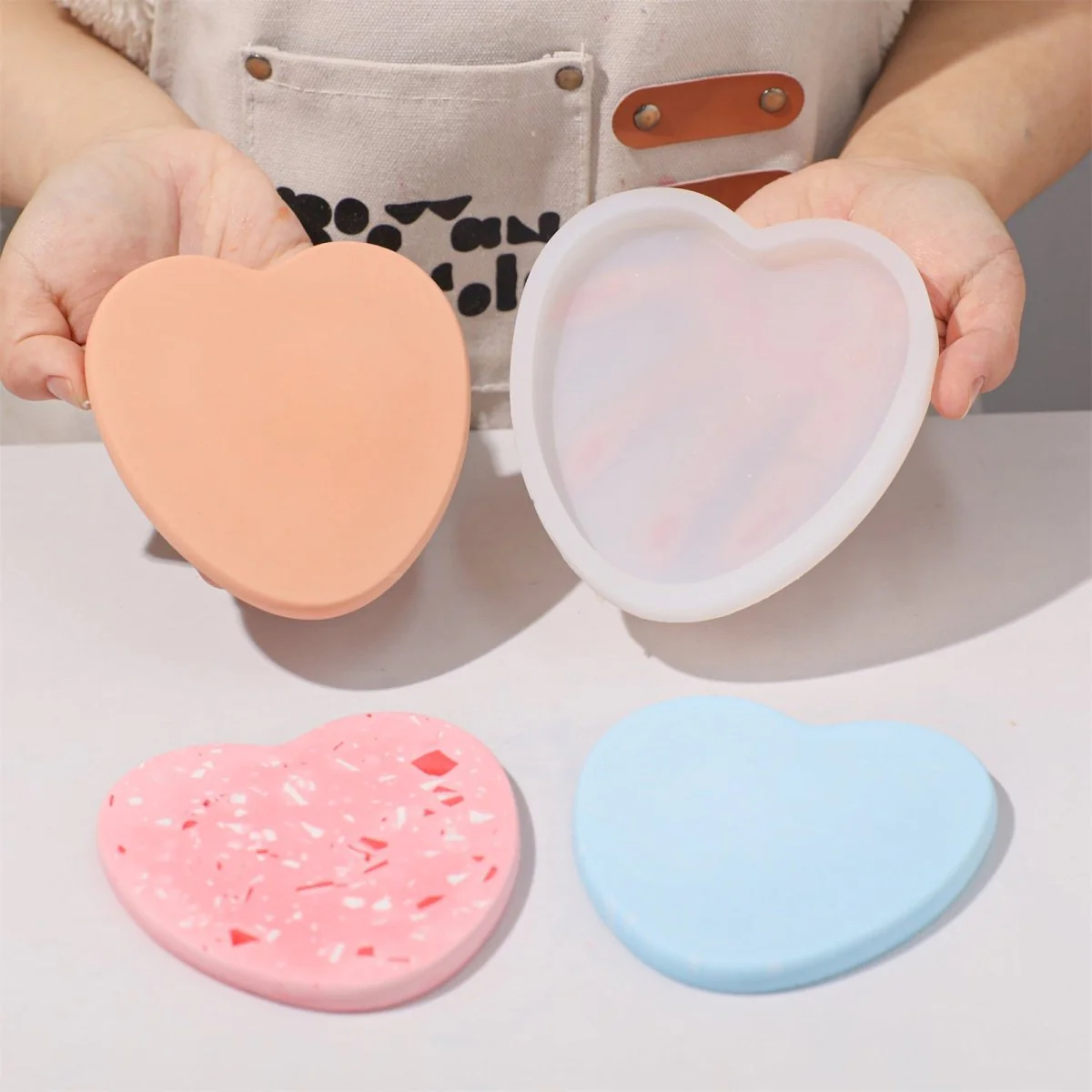 Bubbly Heart Coaster Silicone Mold - Image 3