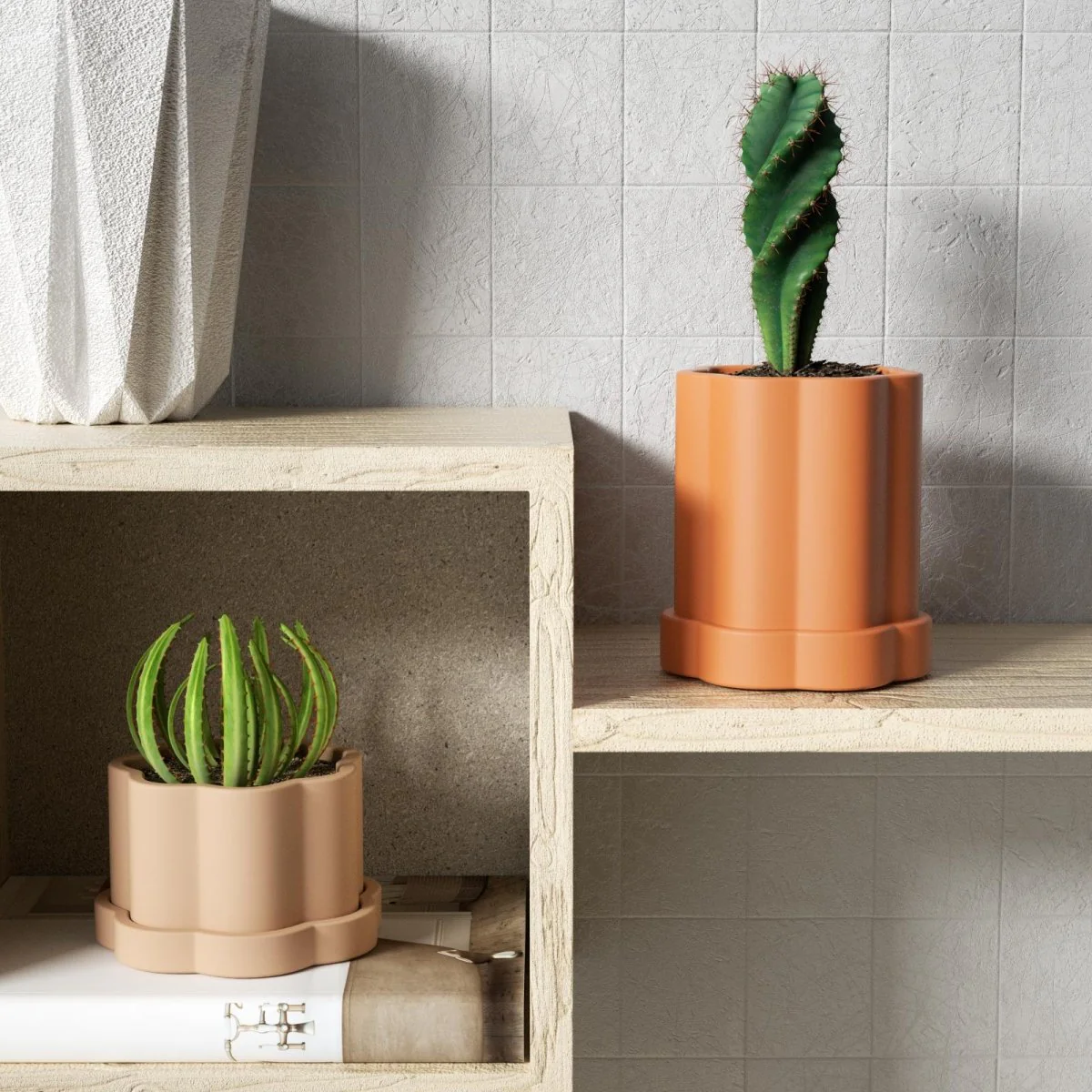 Medium Floral Column Plant Pot Silicone Mold - Image 8