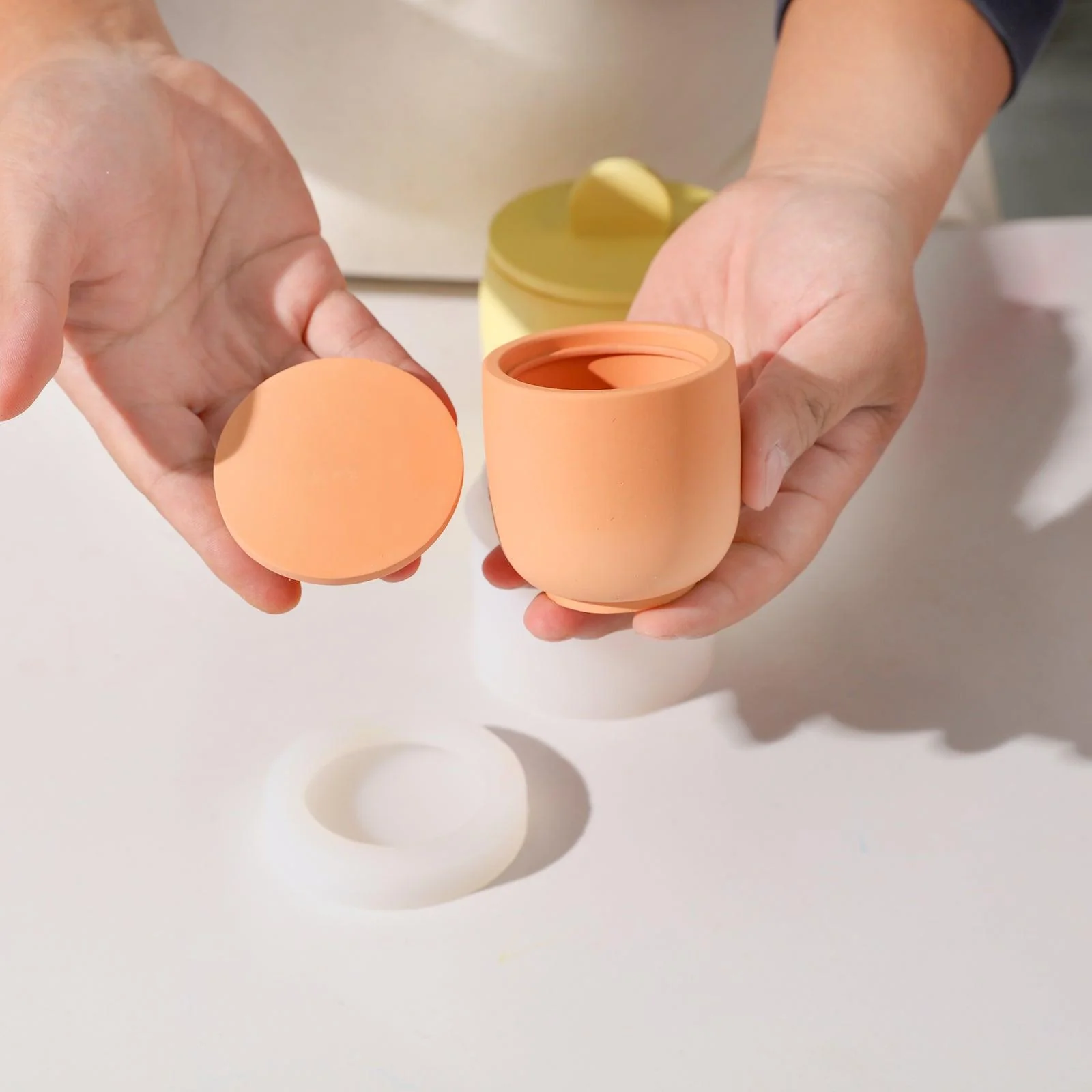 Simple Style Small Candle Jar with Lid Silicone Mold - Image 5
