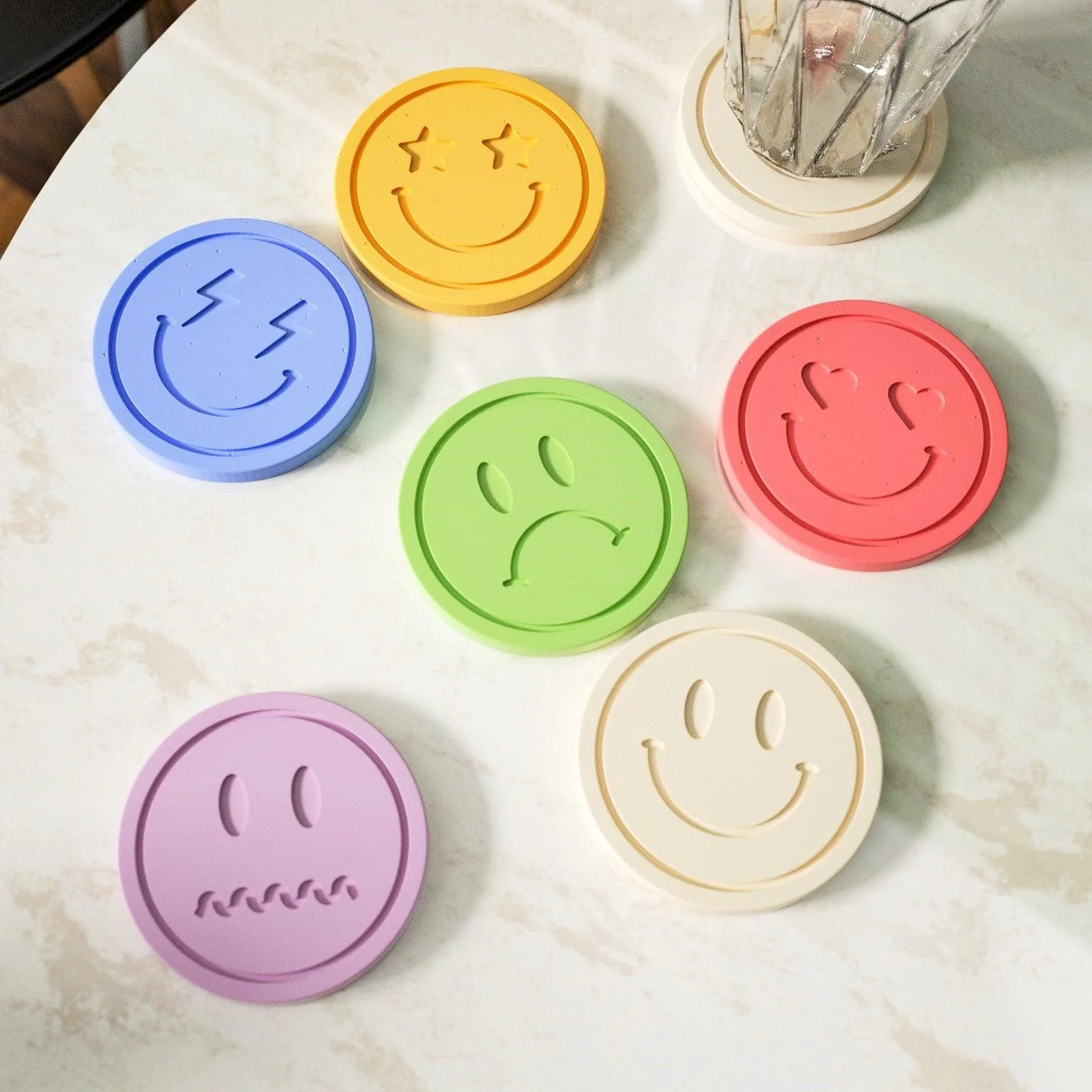 Emoticon-Ⅲ Concrete Coaster Silicone Mould - Image 7