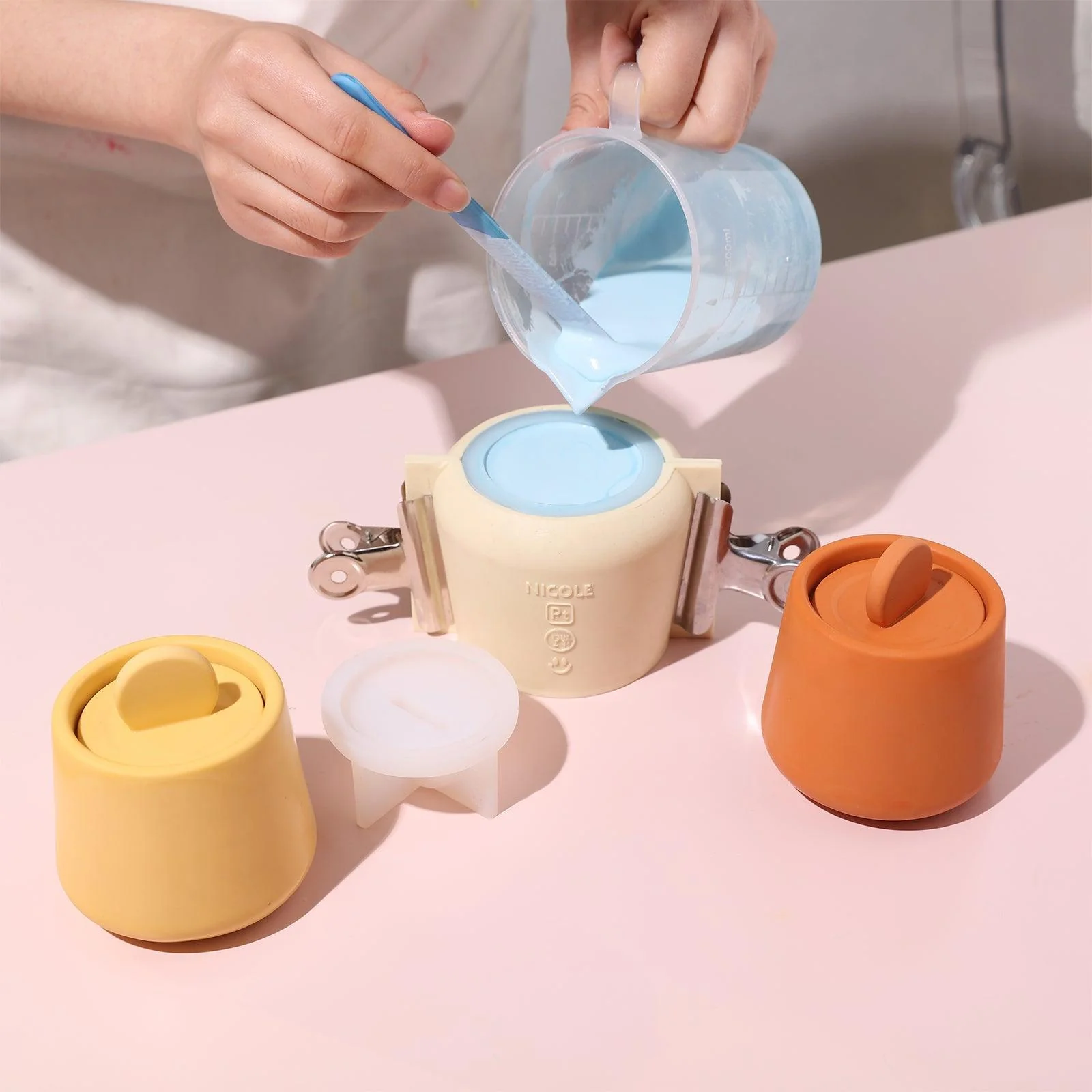 Trapezoidal Candle Jar with Lid Silicone Mold - Image 3