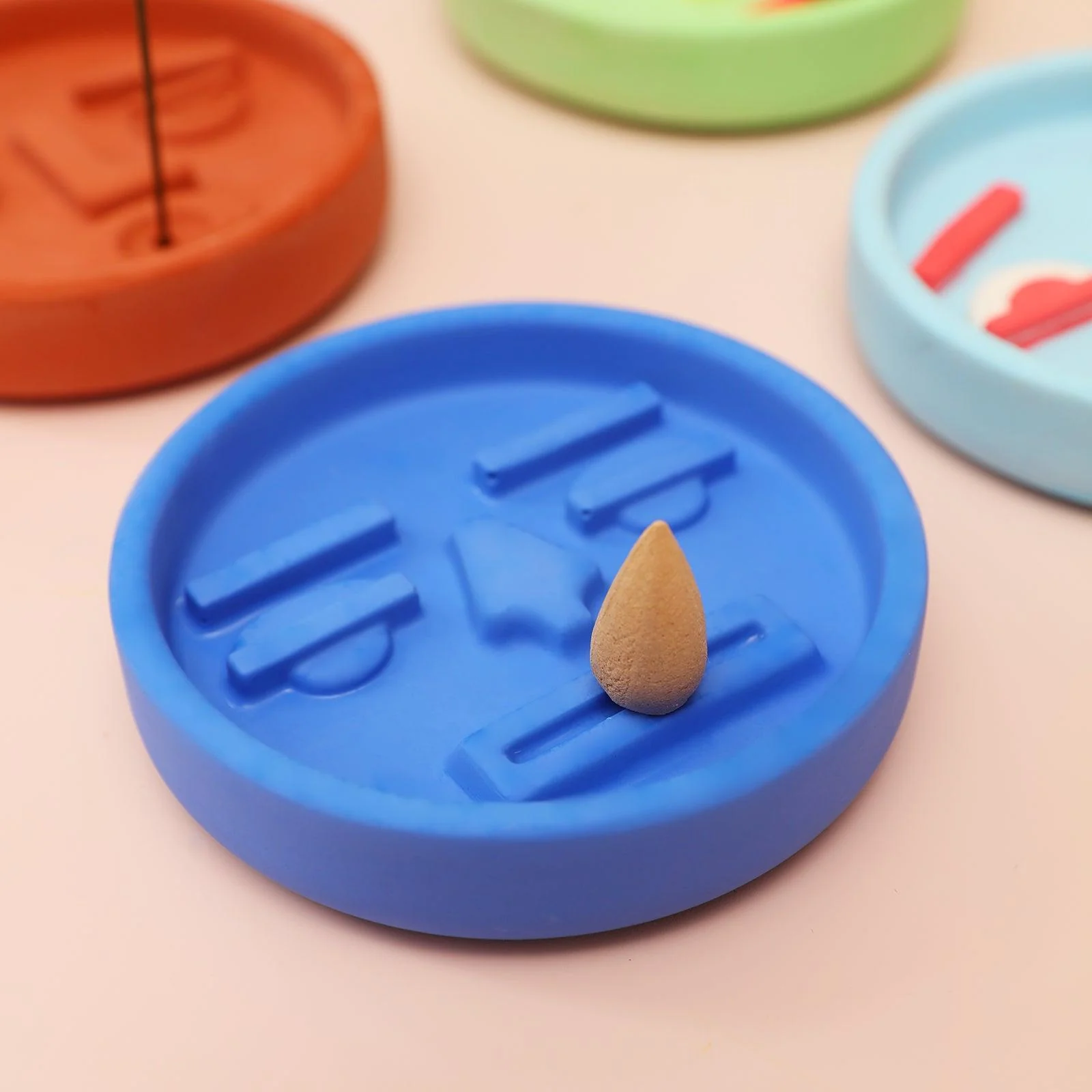 Ugly Face Incense Holder Silicone Mold - Image 5