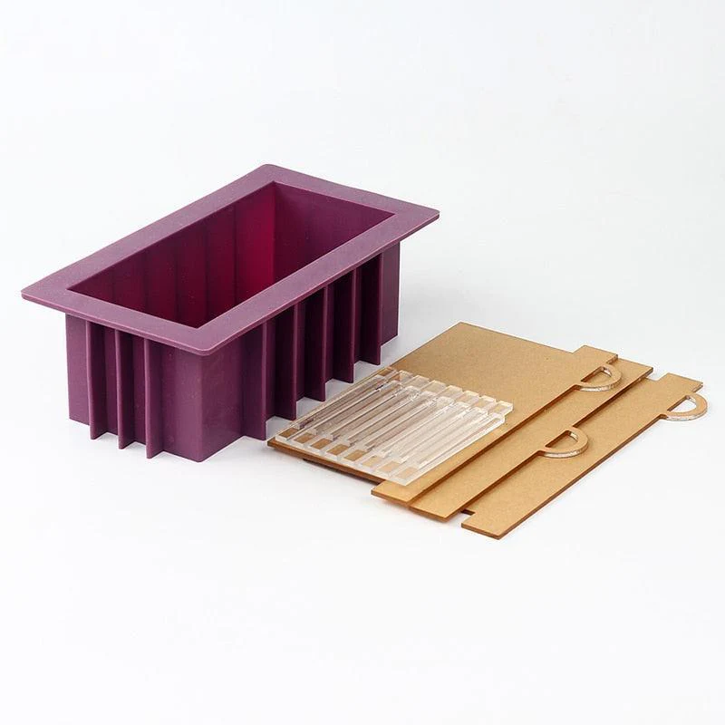 Nicole Handmade Soap Making Supplies Set with 2 Soap Cutters and Dividers - Image 4