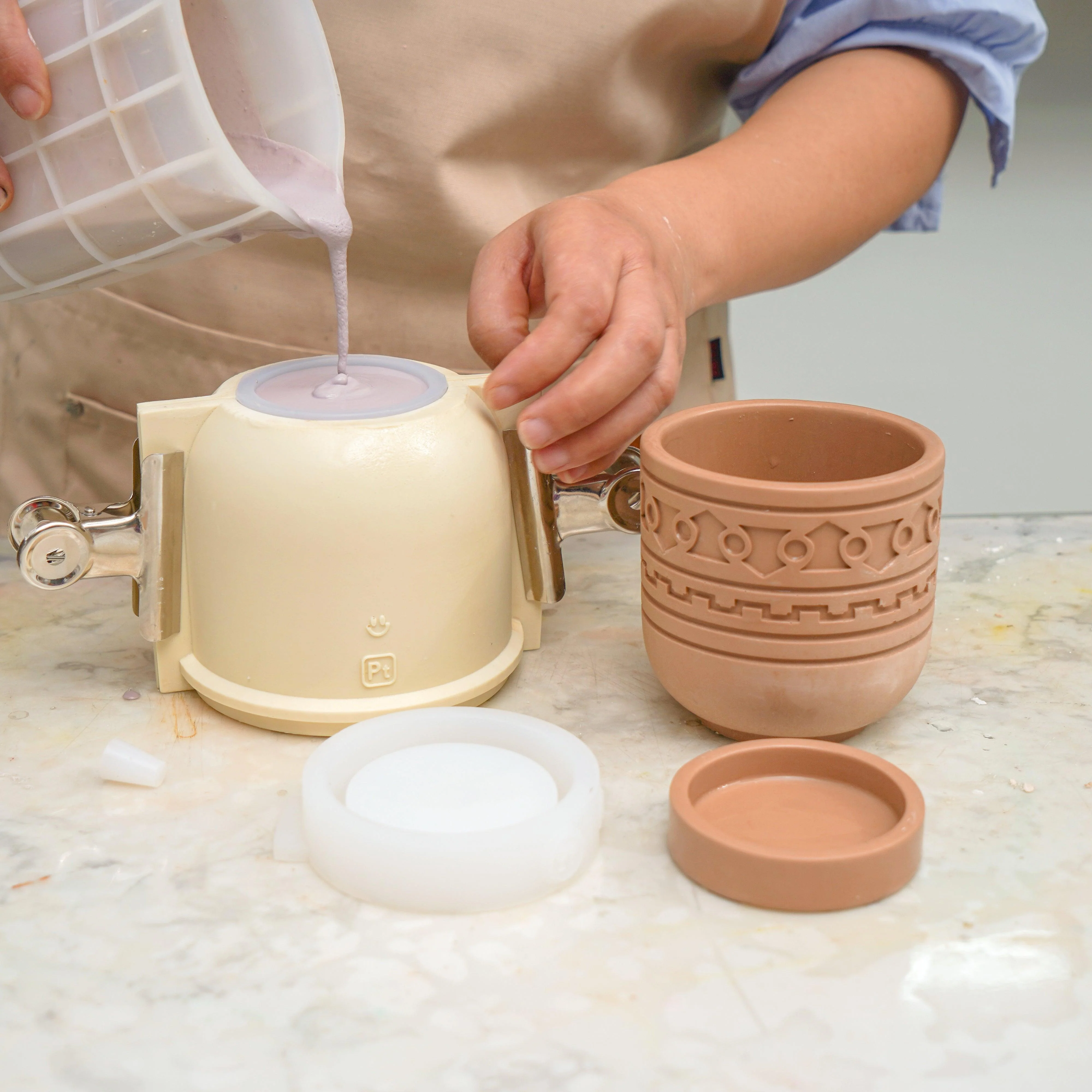 Concrete Pattern Plant Pot and Tray Silicone Mold - Image 3