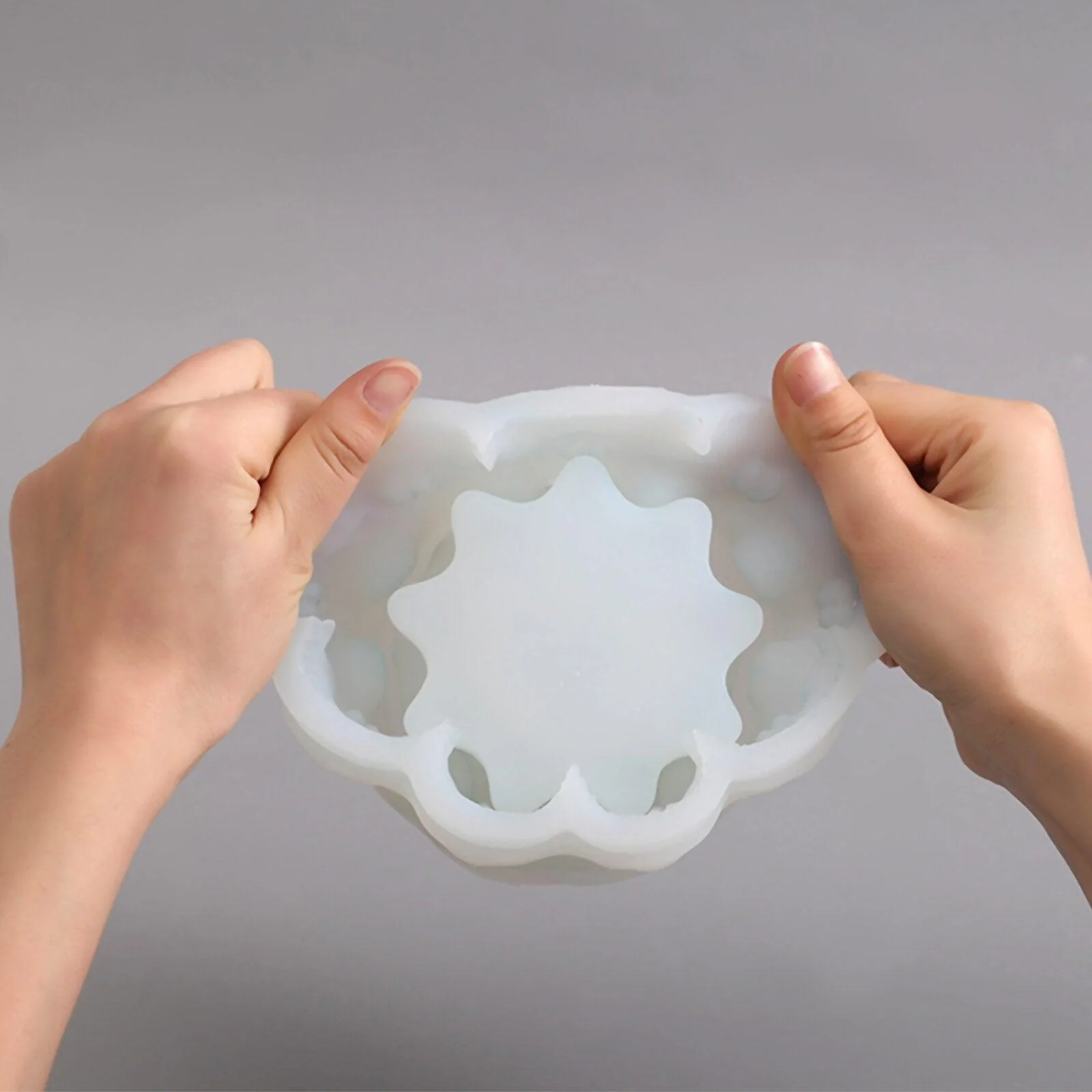 Multi-faces Skull Concrete Planter&Candle Jar Silicone Mold - Image 8