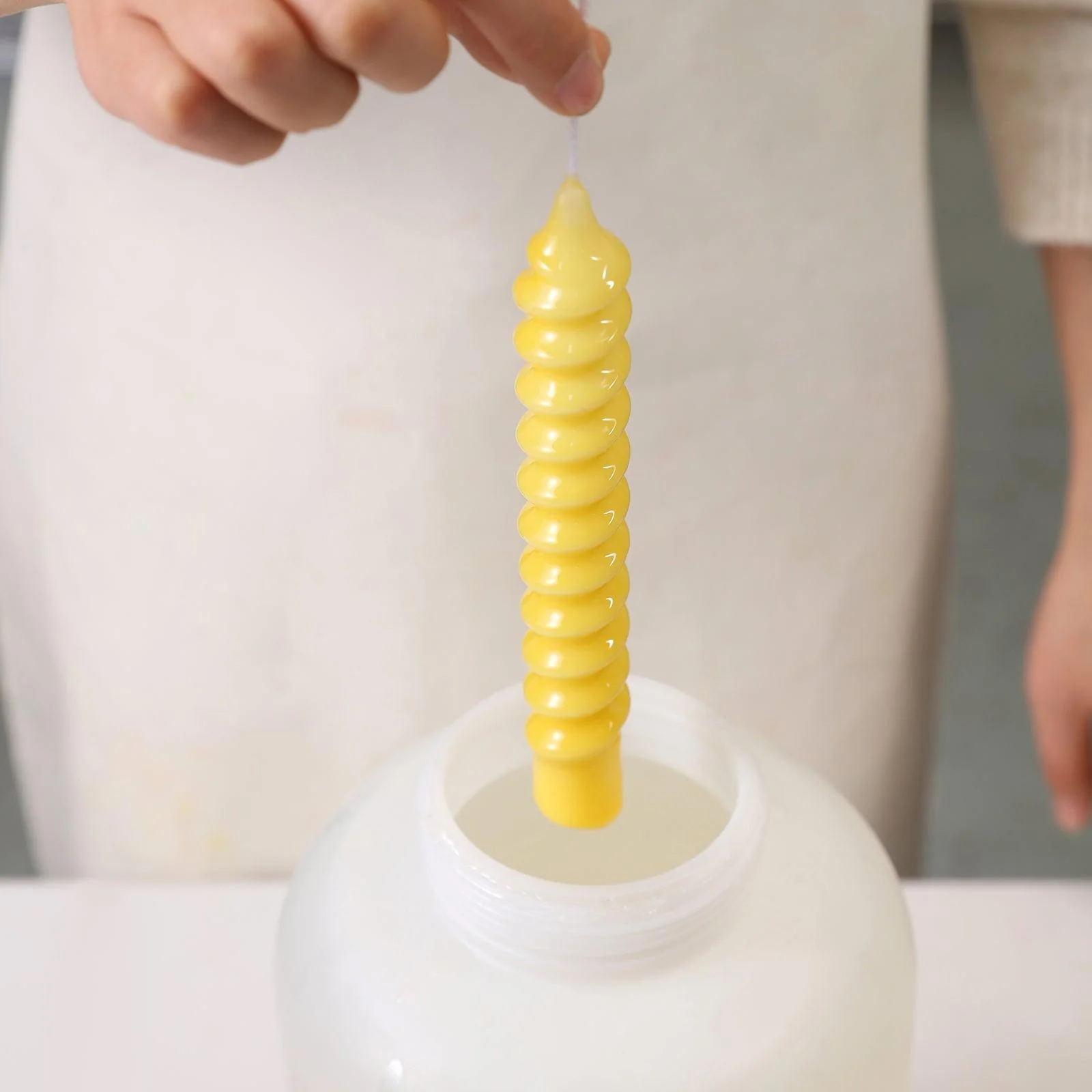 Classic Spiral Taper Candle Silicone Mould - Image 2