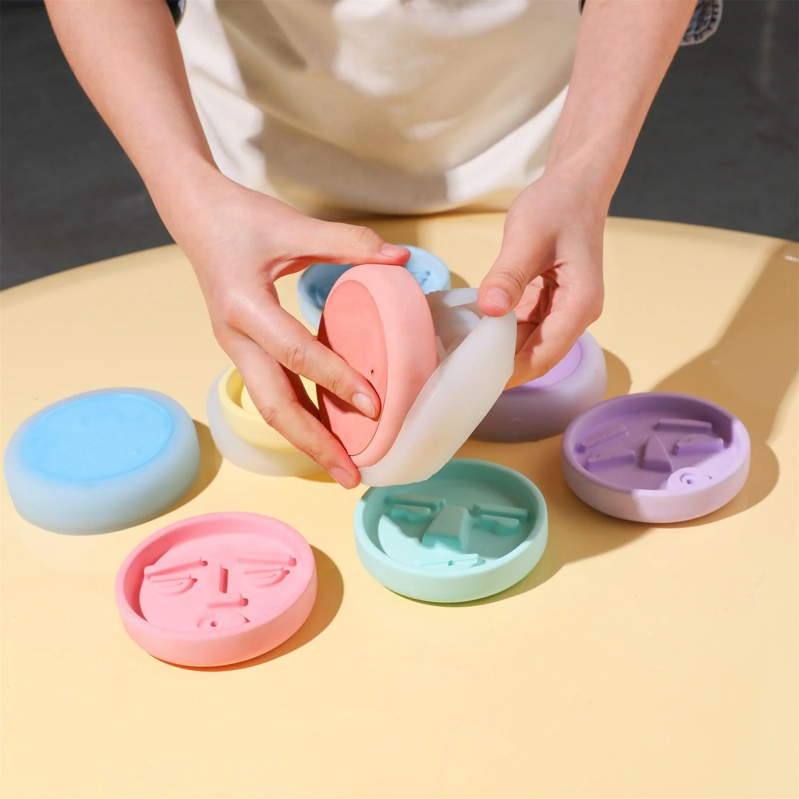 Ugly Face Incense Holder Silicone Mold - Image 3