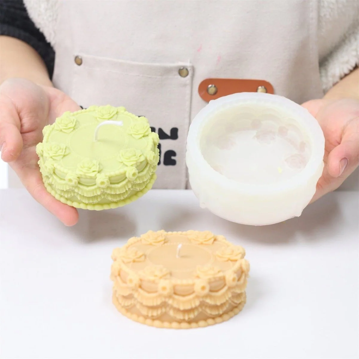 Floral Lace Wedding Cake Candle Silicone Mold - Image 3